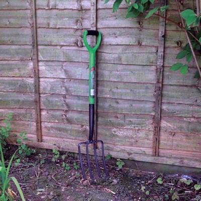 KINGFISHER-DIGGING-FORK-CARBON-STEEL_KINGFISHER_DIGGING_FORK_CARBON_STEEL_.jpeg
