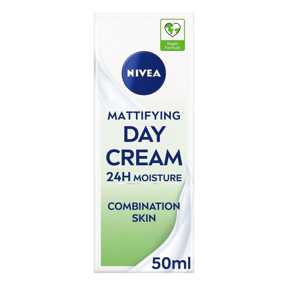Nivea_Visage_Oil_Free_Moisturising_Day_Cream_50Ml_50ml_℮.jpeg