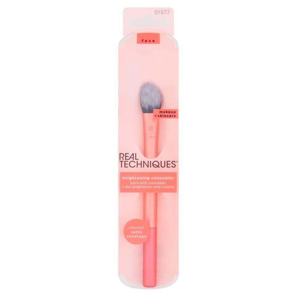 Real_Techniques_Brightening_Concealer_Brush_.jpeg