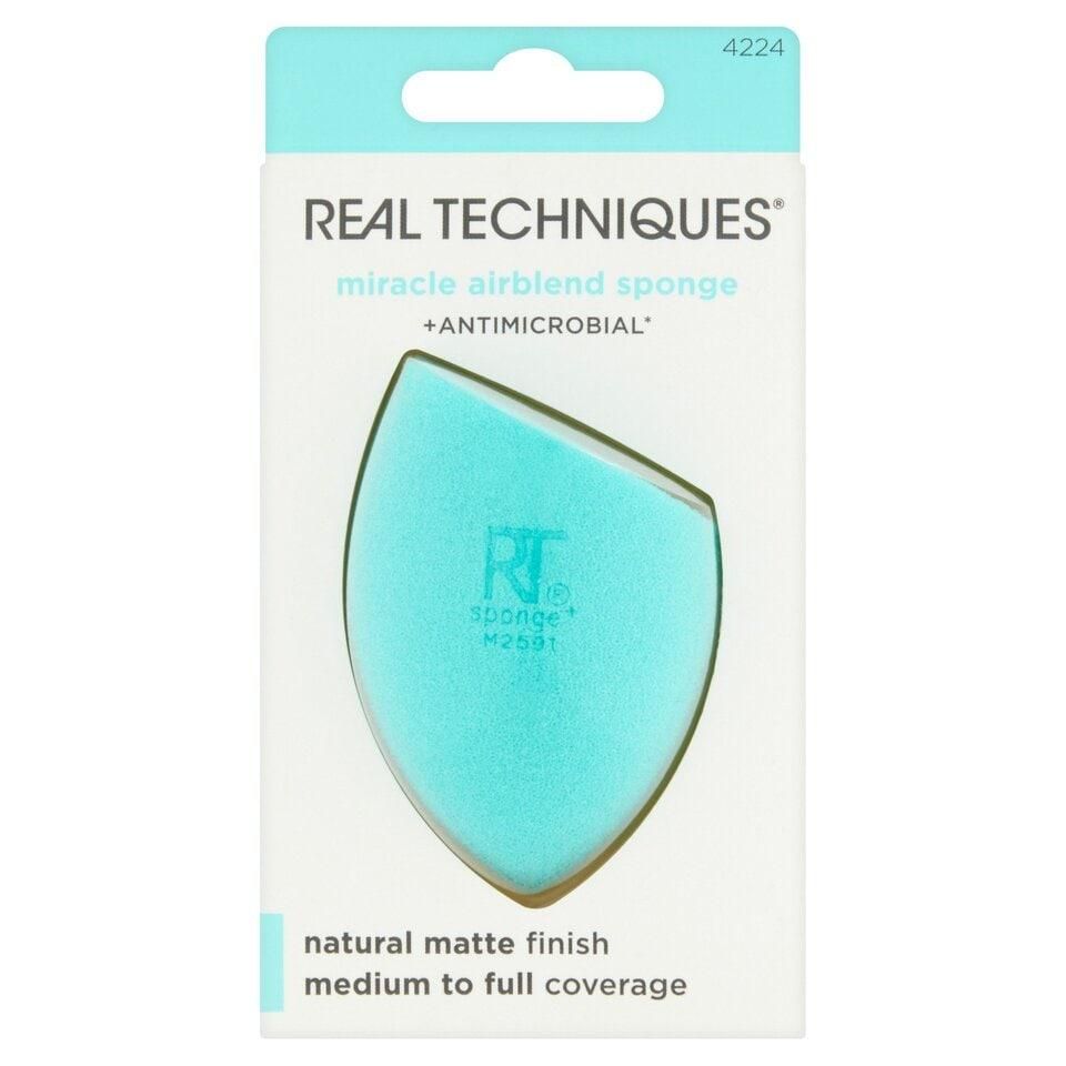 Real_Techniques_Miracle_Airblend_Sponge_Matte_.jpeg