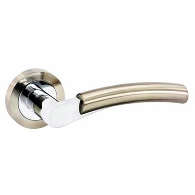 SMITHS-MERCURY-LEVER-ON-ROSE-DOOR-HANDLE_SMITHS_MERCURY_LEVER_ON_ROSE_DOOR_HANDLE_.jpeg