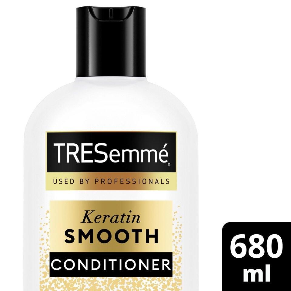 Tresemme_Keratin_Smooth_Conditioner_680Ml_680_℮.jpeg
