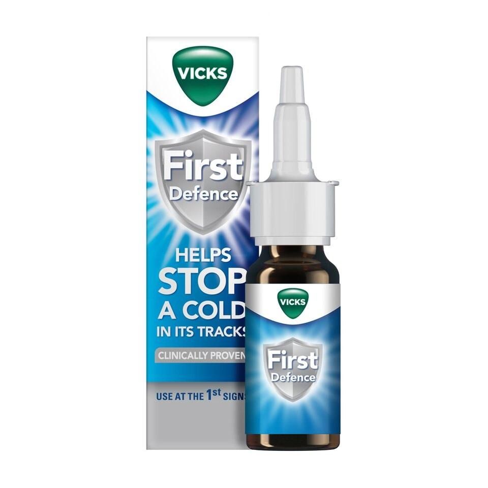 Vicks_First_Defence_Cold_Virus_Blocker_Nasal_Spray_15ml_1_x_15_℮.jpeg