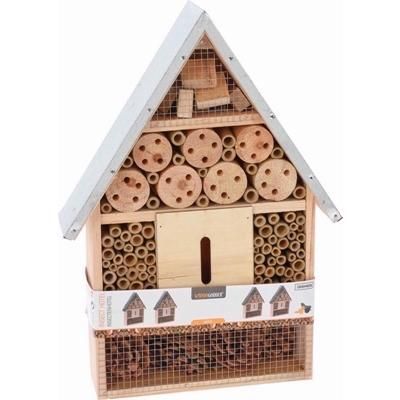 WOODEN-INSECT-HOTEL_WOODEN_INSECT_HOTEL_.jpeg